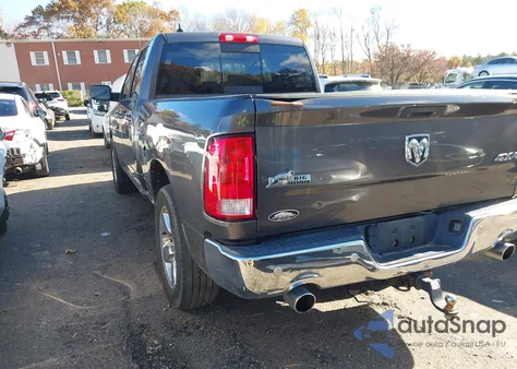 2015 Ram 1500 Big Horn z USA, uszkodzony, nr VIN 1C6RR7GT6FS537353